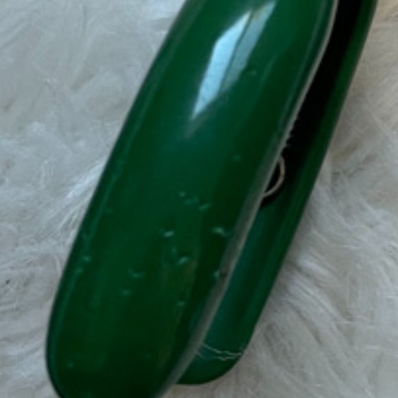 Cat grooming kit, Nail clippers, undercoat fur comb, rubber brush and cloth mitt - Picture 4 of 8